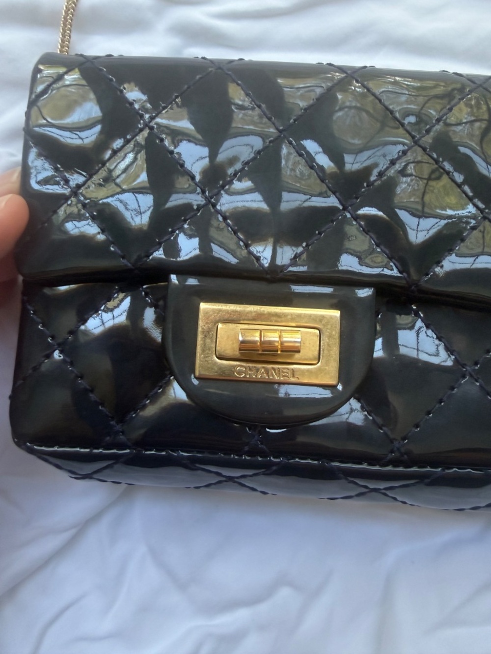 Chanel reversible reissue double flap bag - Picture 3 of 7